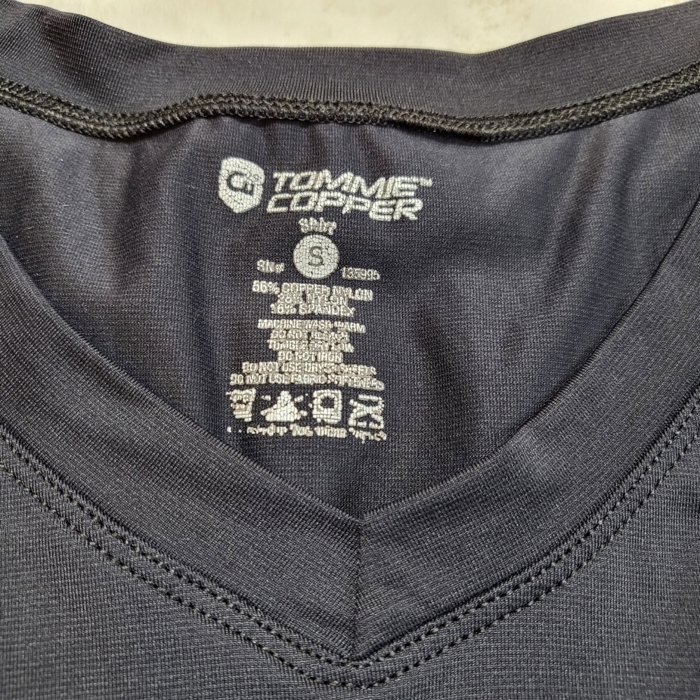 Tommie copper women’s small top shirt black - Picture 6 of 7